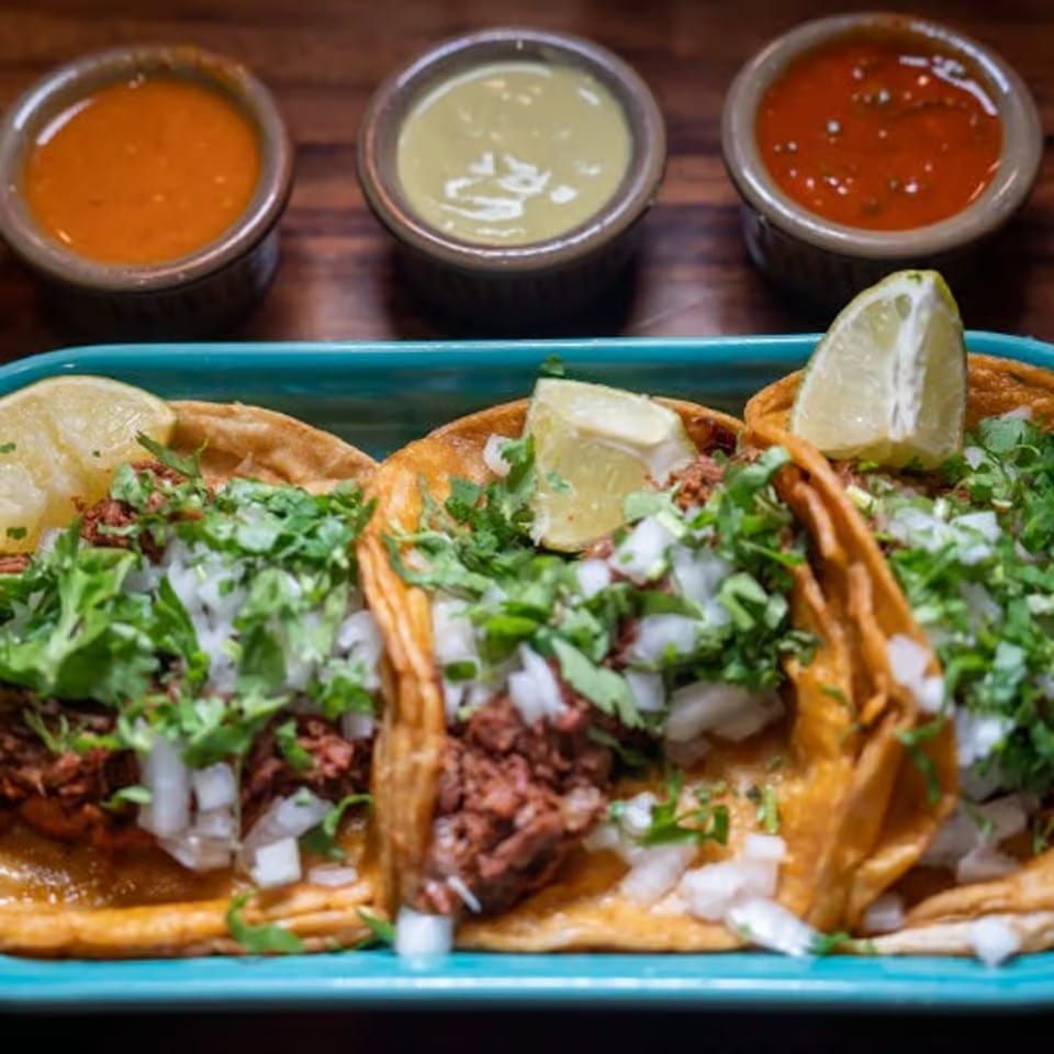 Tacos De Carnitas.
